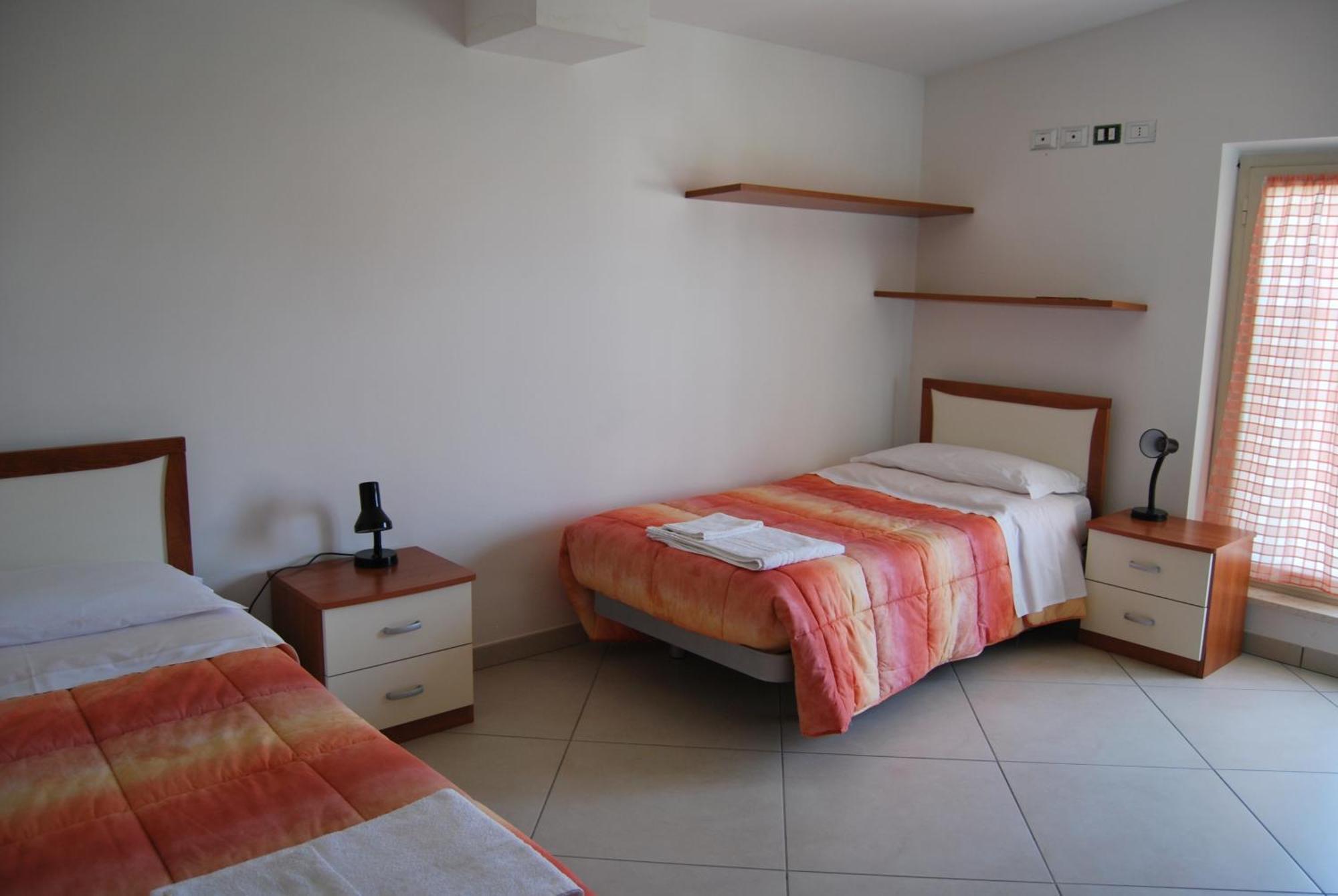 Eu Ropa Hotel Nereto Exteriör bild